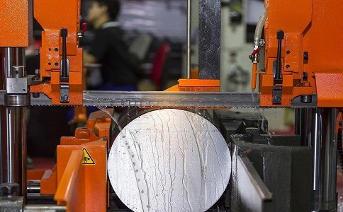 周矶管理区立式金属带锯床切削出现跑带故障解决方法! 周矶管理区立式金属带锯床切削出现跑带故障解决方法!